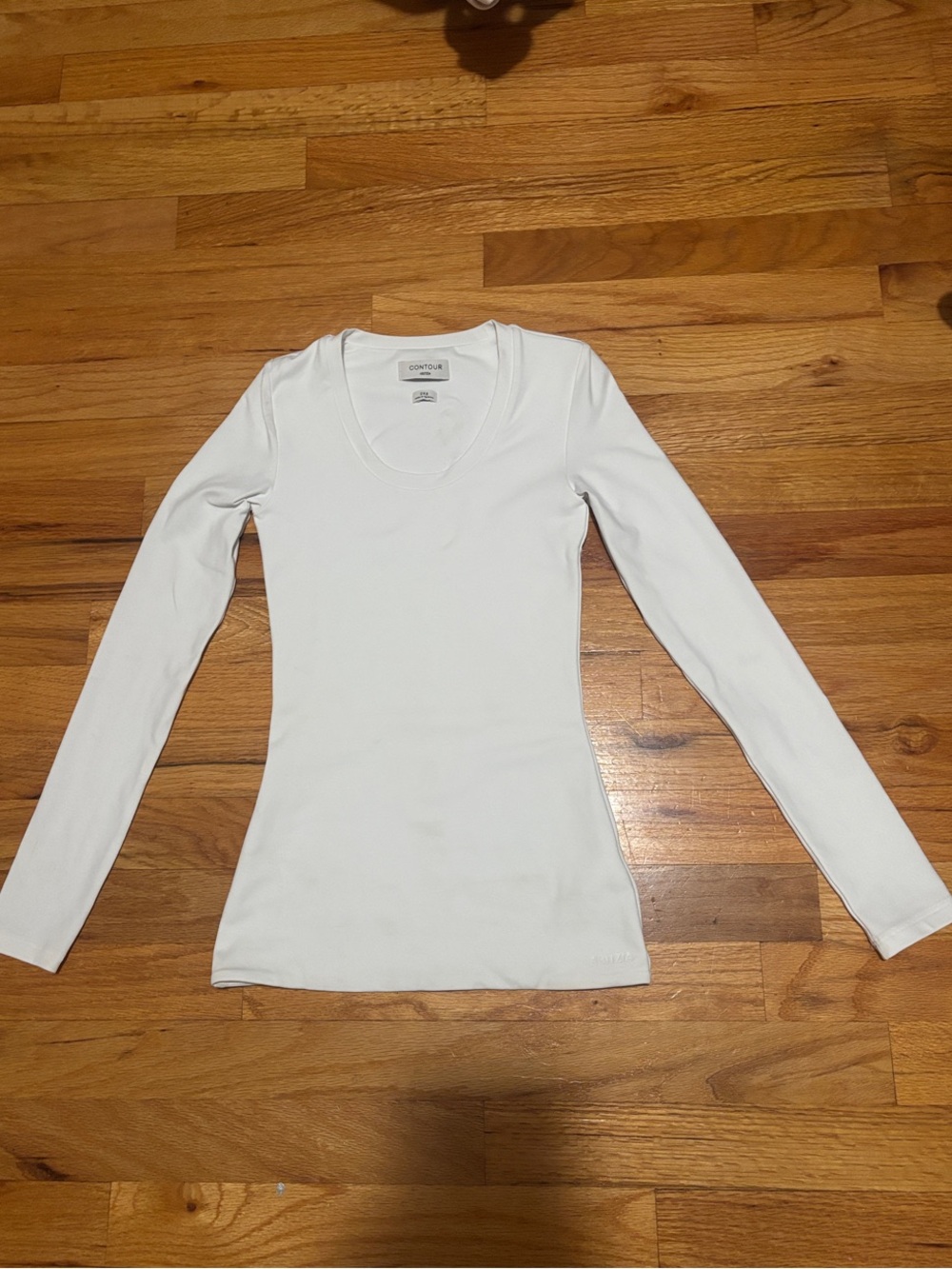 Aritzia White Long-Sleeve Scoop Neck Top